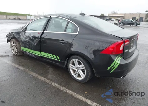 2015 Volvo S60 T5 Platinum from USA, damaged, VIN YV126MFM1F2358403